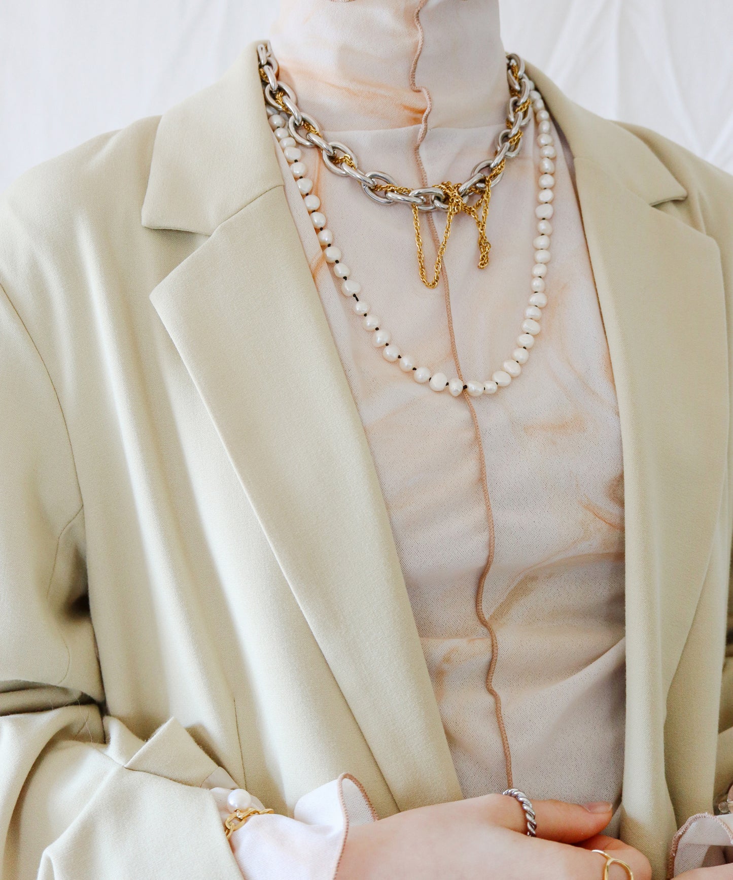 All knot baroque pearl necklace/021087